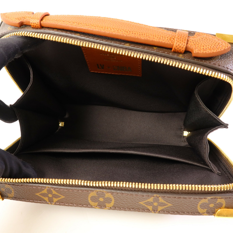 LOUIS VUITTON Monogram LVxNBA Handle Trunk Bag金扣手挽肩背兩用袋-5