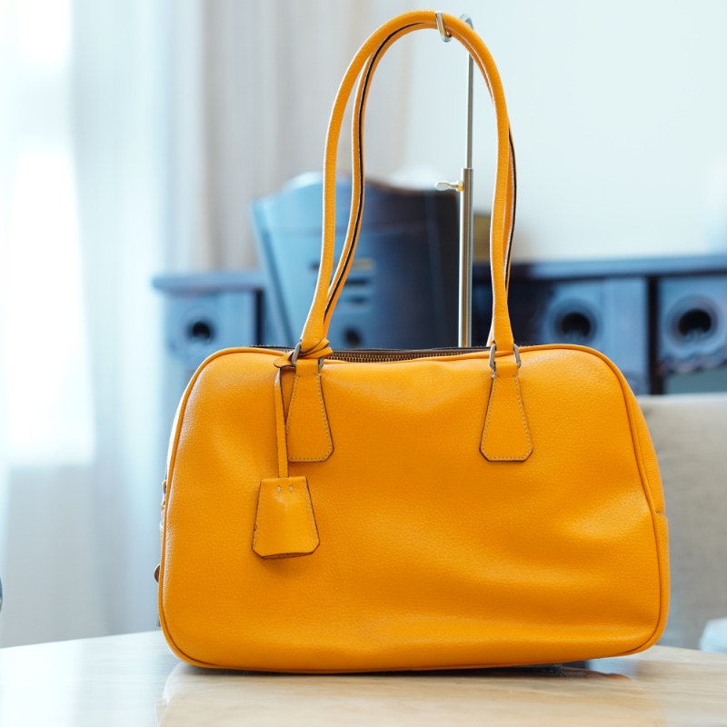 【二手精品】Prada Yellow Leather Tote Bag 黃色皮革托特包-0