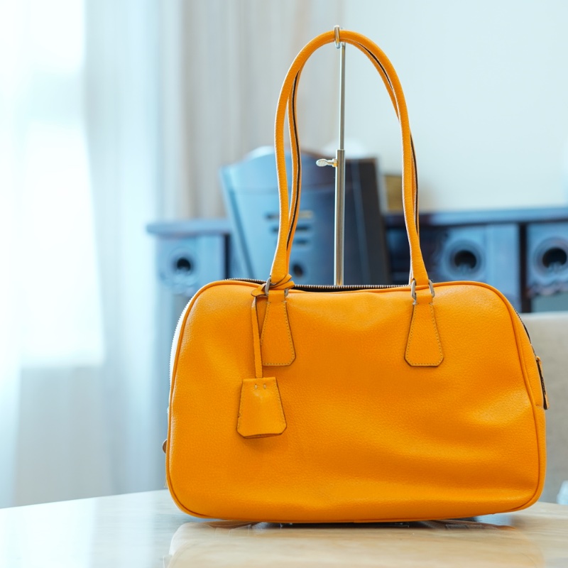 【二手精品】Prada Yellow Leather Tote Bag 黃色皮革托特包-1