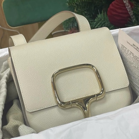 有購証 💓 w刻Hermes Della奶昔白手提包