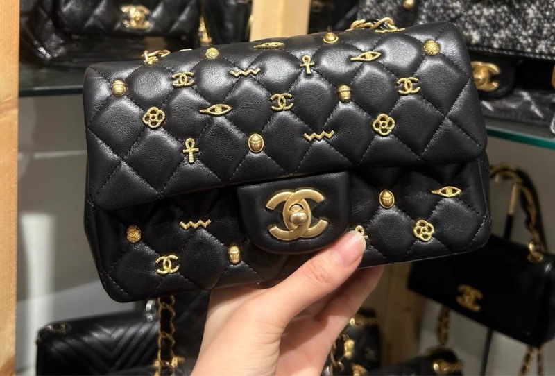 Chanel 19A lucky charms classic flap-1