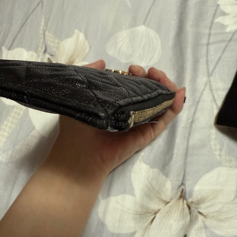 Chanel 黑色荔枝皮金釦Boy拉鍊扁長夾-17