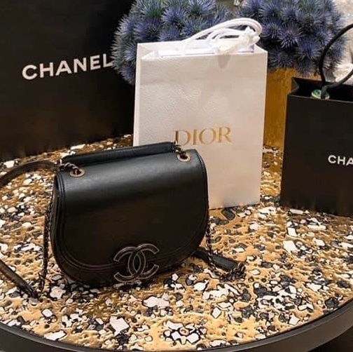 Chanel 古巴系列牛皮馬鞍包-9
