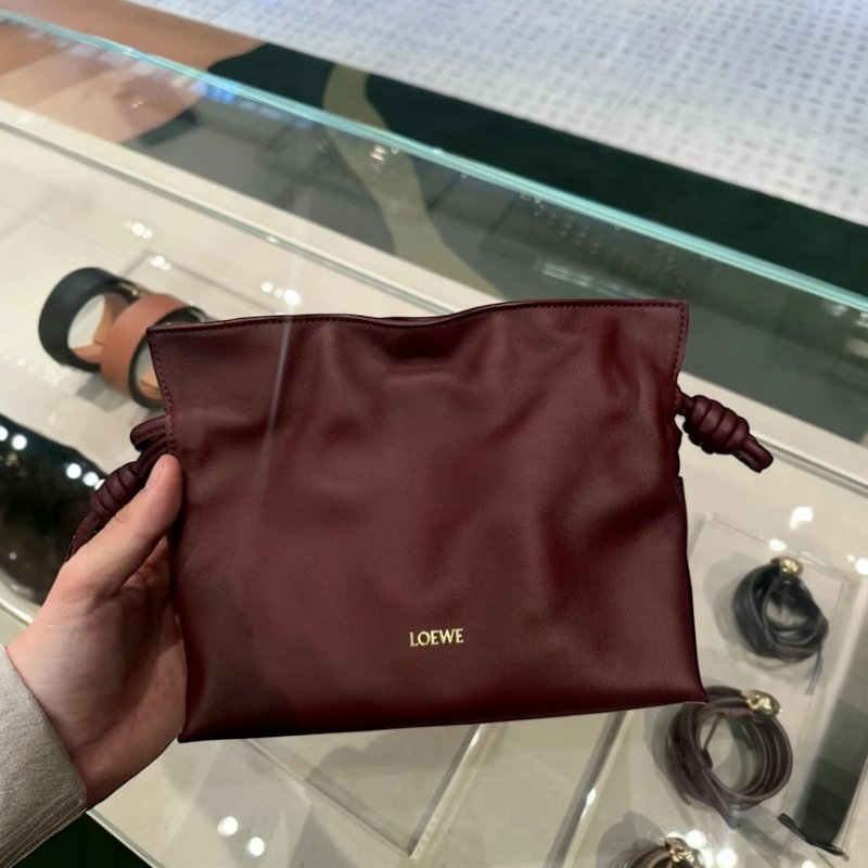 🎉新品好折扣✨Loewe 迷你納帕小牛皮 Mini Flamenco 包 酒紅色-5