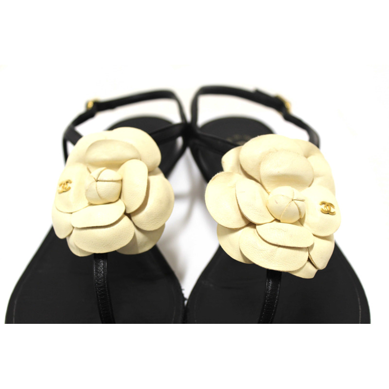 Chanel Black & White Leather Camellia Thong Sandals Size 37C-7