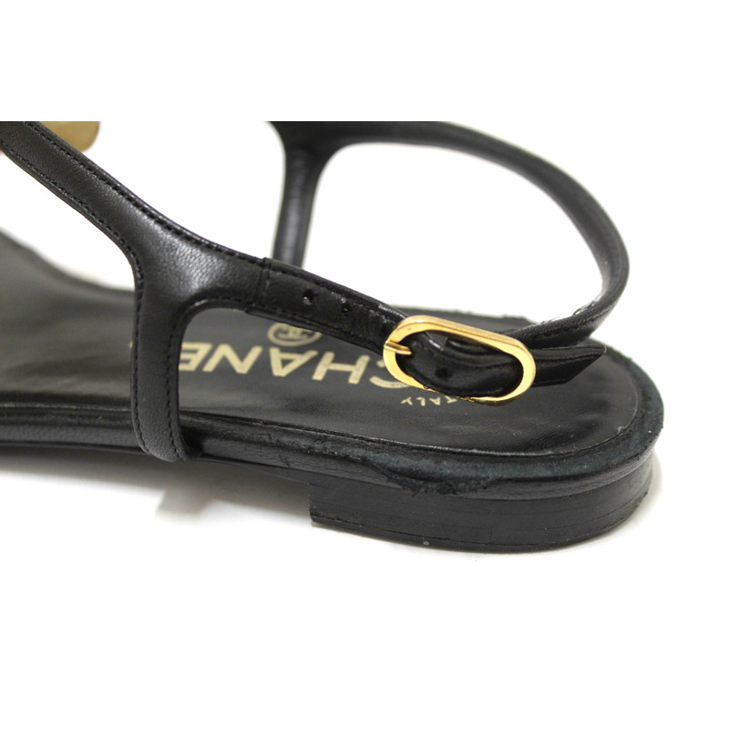 Chanel Black & White Leather Camellia Thong Sandals Size 37C-11