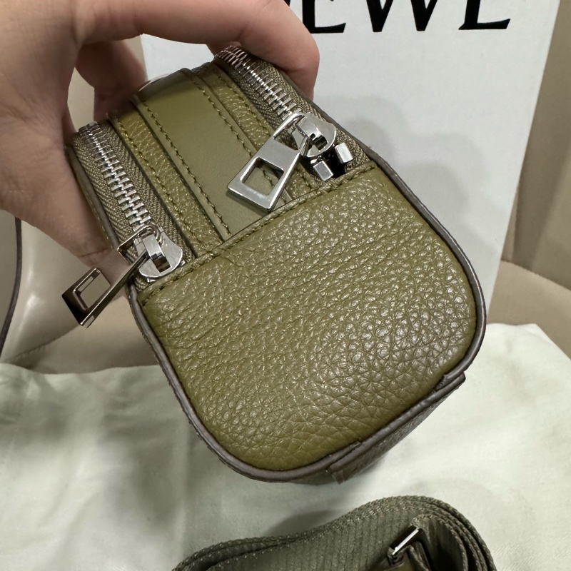 Loewe 羅意威 相機包-1