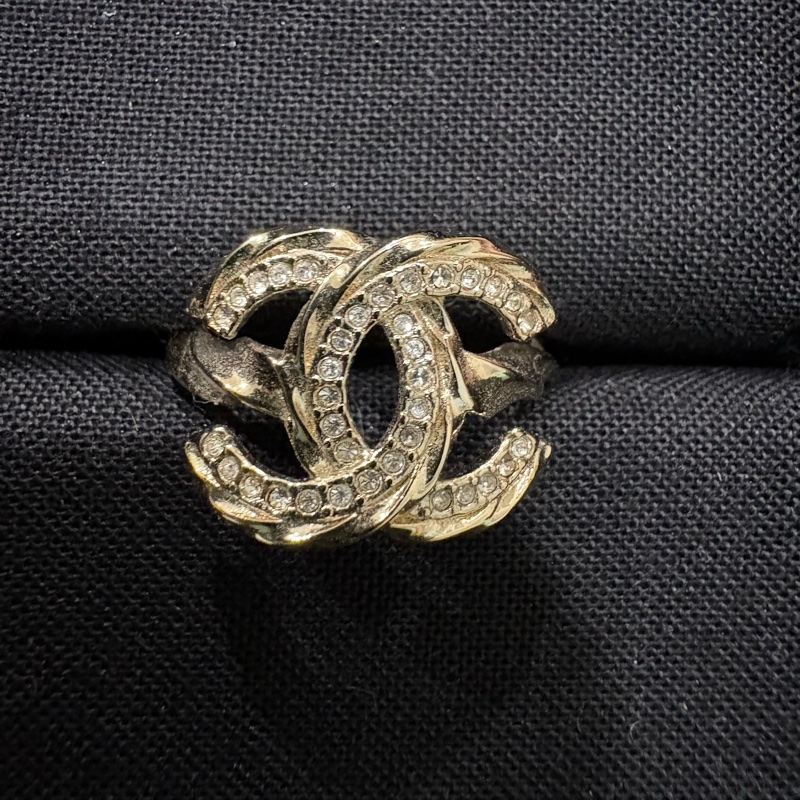 全新Chanel logo 麻花扭結帶鑽 金色戒指 歐碼54號-3