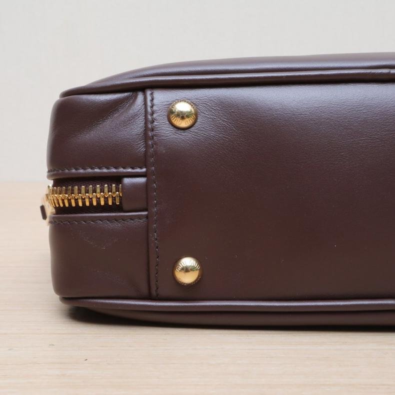 MIUMIU Arcadie大號27深巧克力色牛皮肩背包-1