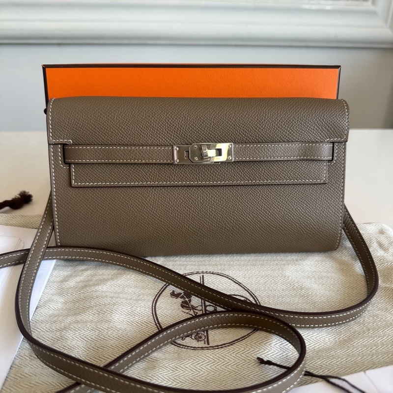 Hermes Kelly to go 大象灰銀扣 Epsom皮 B刻 尺寸約20*12*3 附件原廠盒 塵袋-0