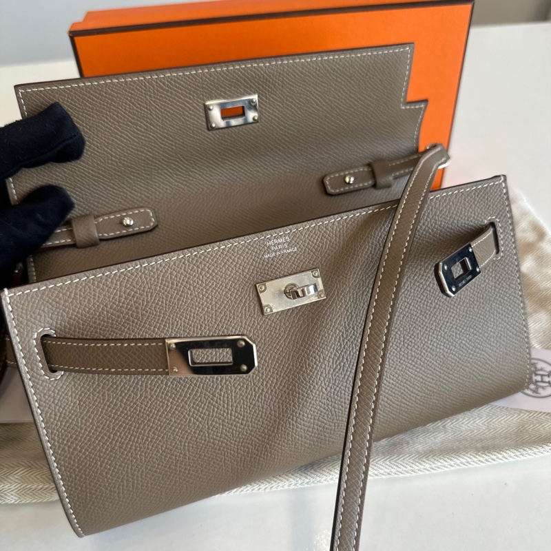 Hermes Kelly to go 大象灰銀扣 Epsom皮 B刻 尺寸約20*12*3 附件原廠盒 塵袋-6