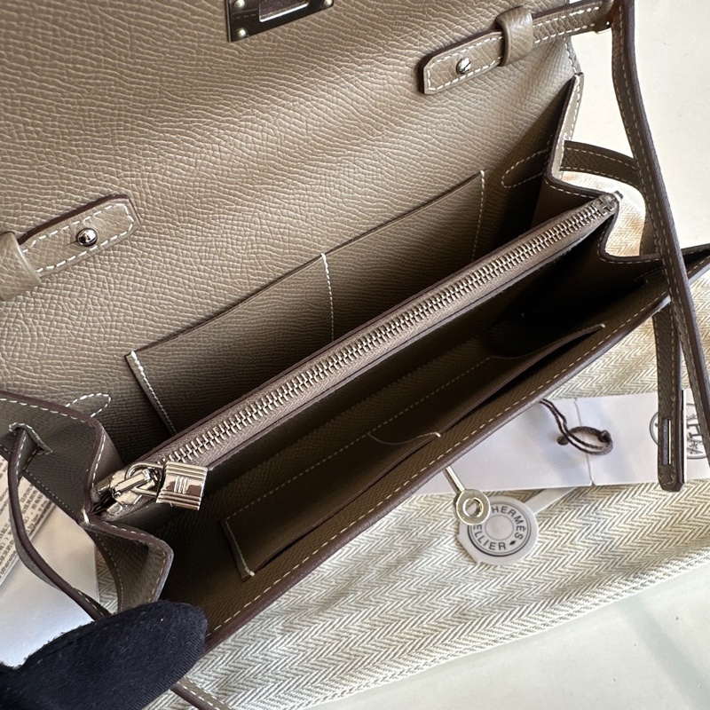 Hermes Kelly to go 大象灰銀扣 Epsom皮 B刻 尺寸約20*12*3 附件原廠盒 塵袋-7