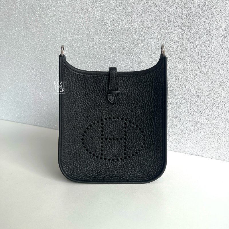 閒置新有購證🙌🏻 Hermès 愛馬仕 Evelyne Mini 黑色銀釦 一代 斜背包-0