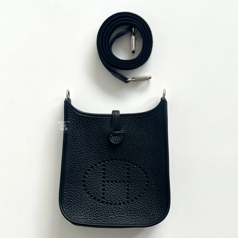 閒置新有購證🙌🏻 Hermès 愛馬仕 Evelyne Mini 黑色銀釦 一代 斜背包-2
