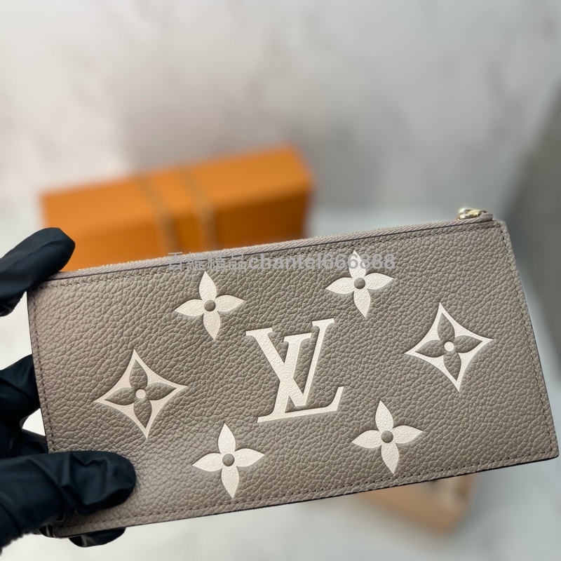 💗香緹國際精品💗 LV 三合一 #M82479 #斑鳩灰/奶油色 極新-17
