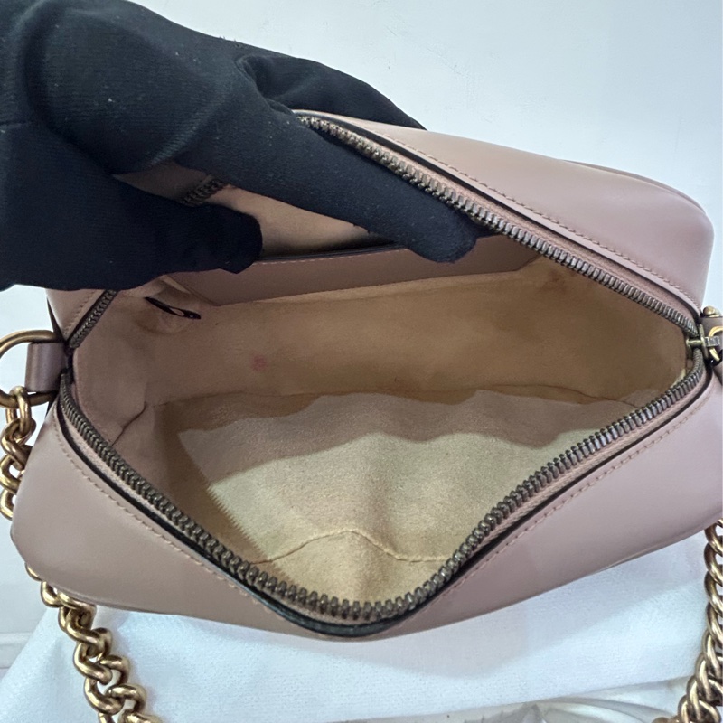 GUCCI裸色Marmont相機斜背24cm-5