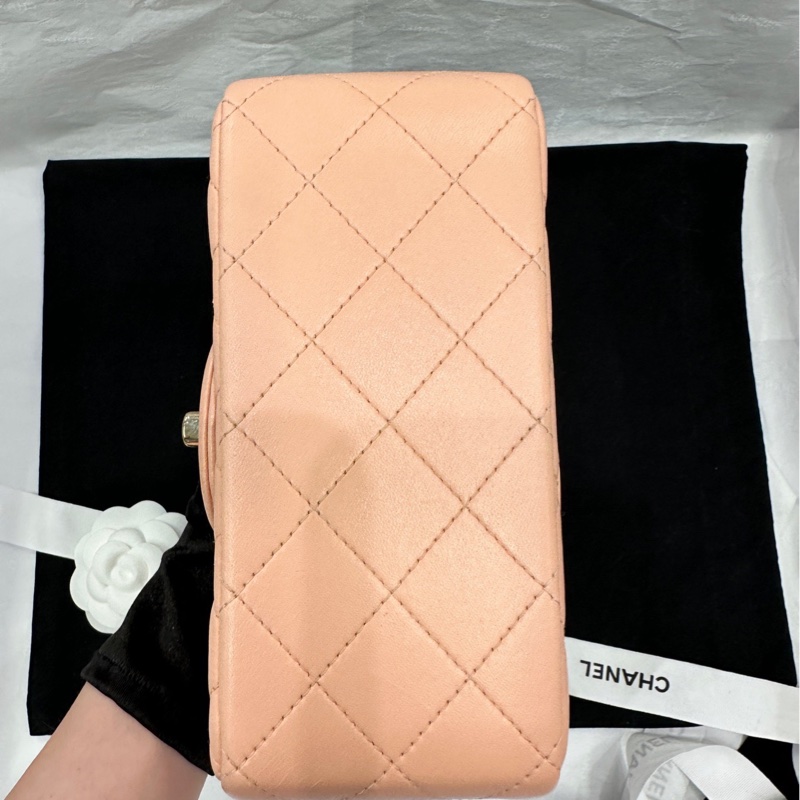 香奈兒Chanel 21p 裸粉色 淺粉色 淡金扣 羊皮 方胖子 斜挎包-4
