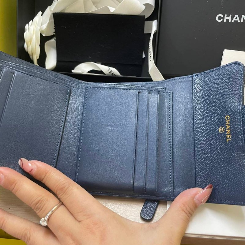 正品chanel 三夾短夾 海軍藍色(附購證)-4