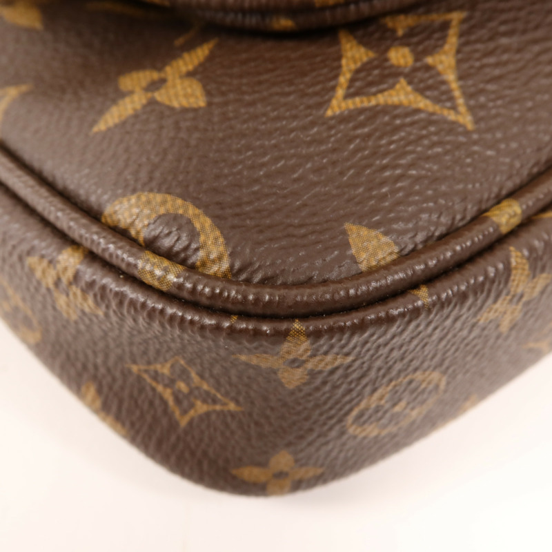 LOUIS VUITTON Monogram Multi Pochette Accessoires金扣肩背袋-6