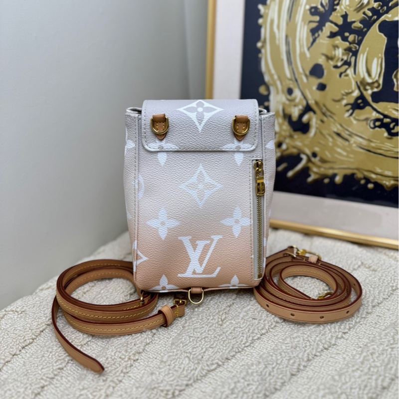 Lv路易威登By the Pool Tiny 塗層帆布 背包雙肩包 粉漸變色-1