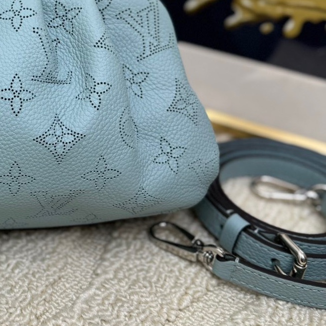 LV 路易威登  Scala系列 淺藍色小號 單肩斜挎包-2