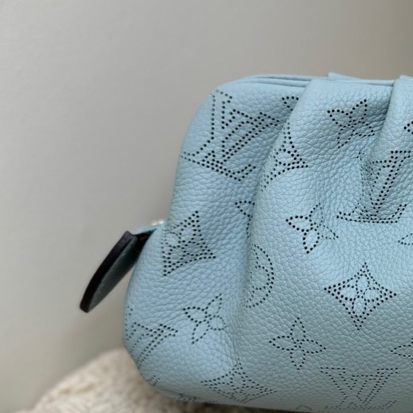 LV 路易威登  Scala系列 淺藍色小號 單肩斜挎包-4