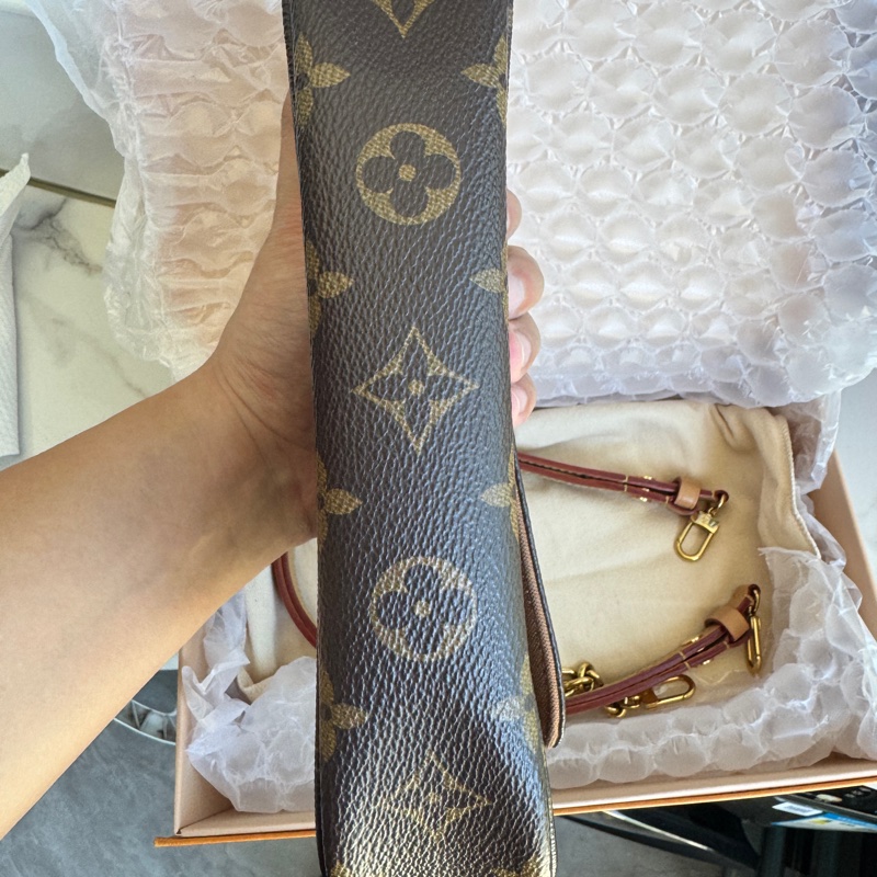 LOUIS VUITTON IVY 经典老花印花链条 涂层帆布 法棍 包腋下包手提单肩包 女款 老花棕色-4