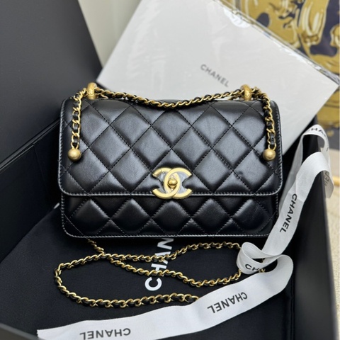 香奈兒Chanel 24C雙金珠金球鏈條包 黑色牛皮金扣