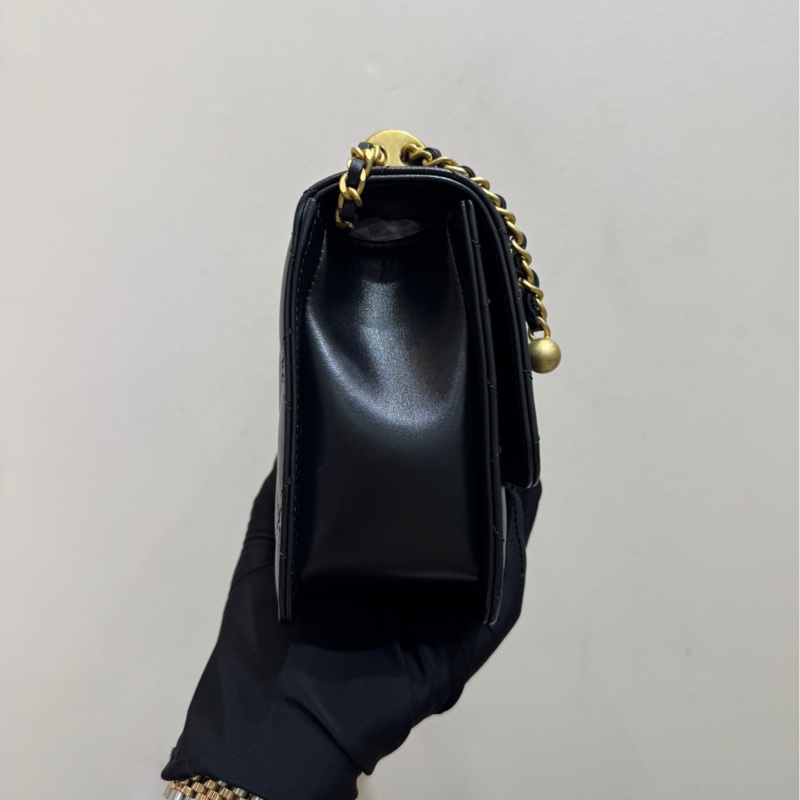 香奈兒Chanel 24C雙金珠金球鏈條包 黑色牛皮金扣-5