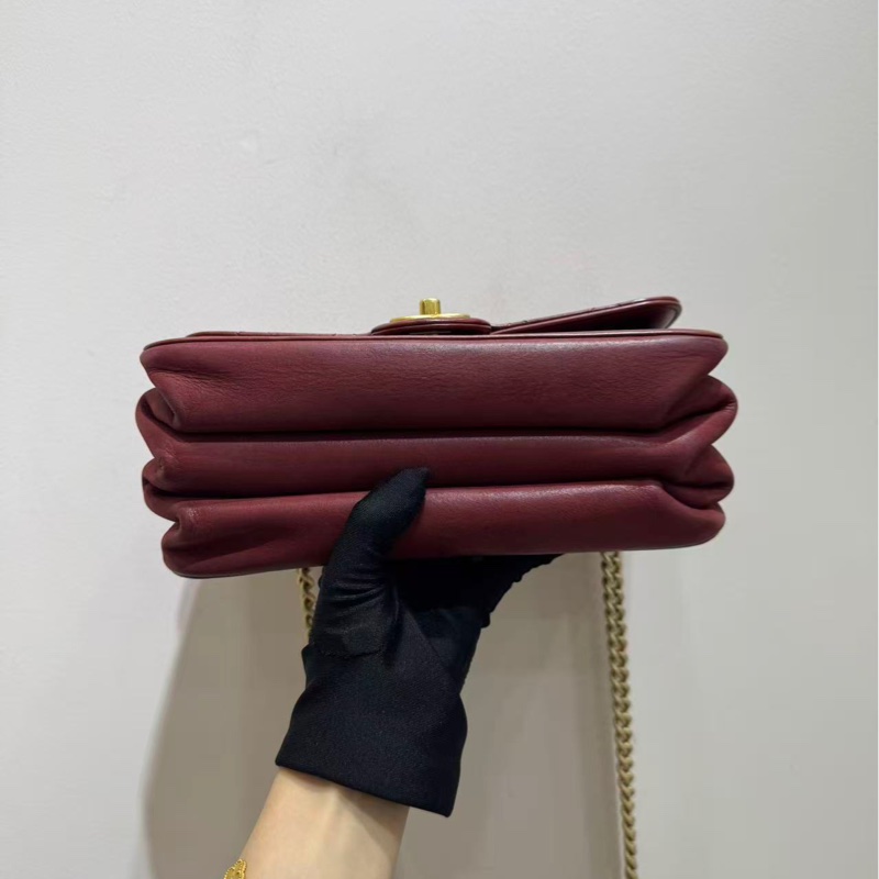 Chanel香奈兒 cf孟買系列大都會風琴包中號 暗紅做舊油蠟皮金扣絲絨金屬編織鏈條手柄 復古感滿滿-4