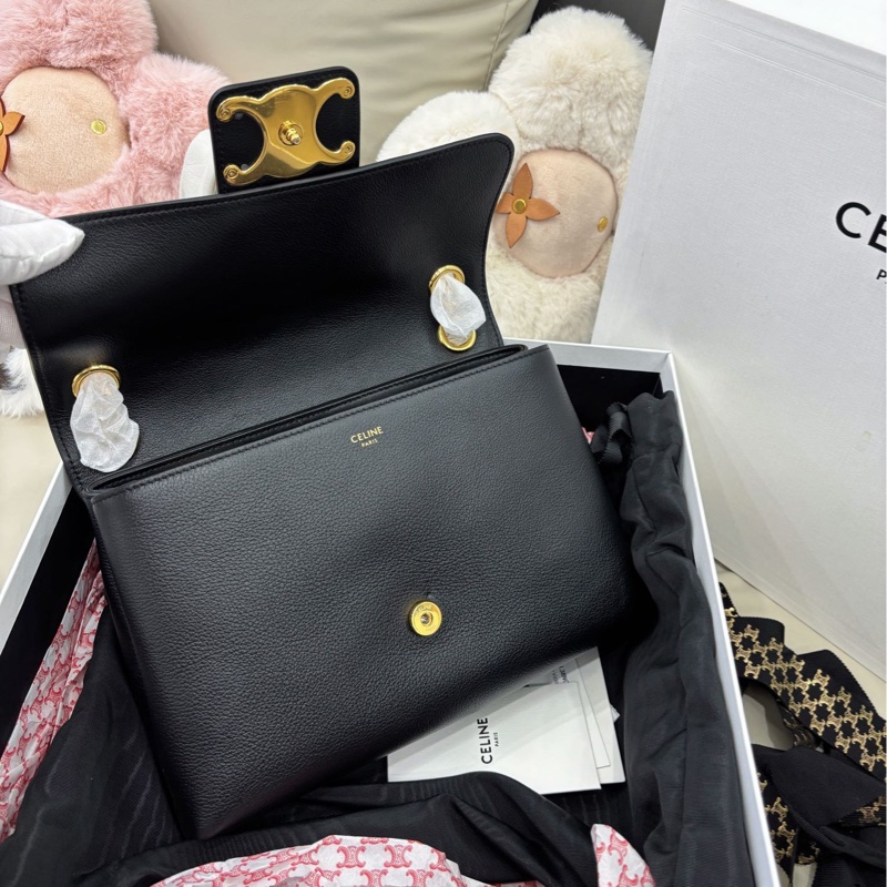 【全新品】Celine 黑金Victoire維多利亞中號 鏈條磁扣-4
