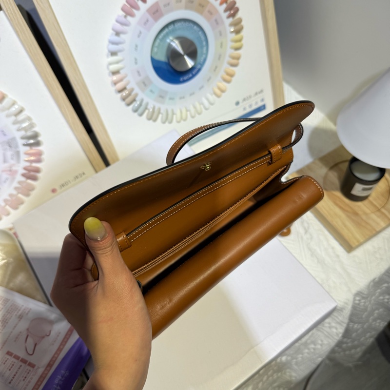 降售‼️celine Triomphe 老花woc-6