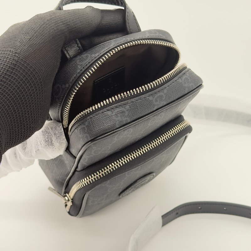 【全新品♥️可送禮】GUCCI 古馳 RETRO橢圓皮標 黑色LOGO 塗層帆布 邊飾牛皮 腰包 胸包 斜背包 (三用背法)-11