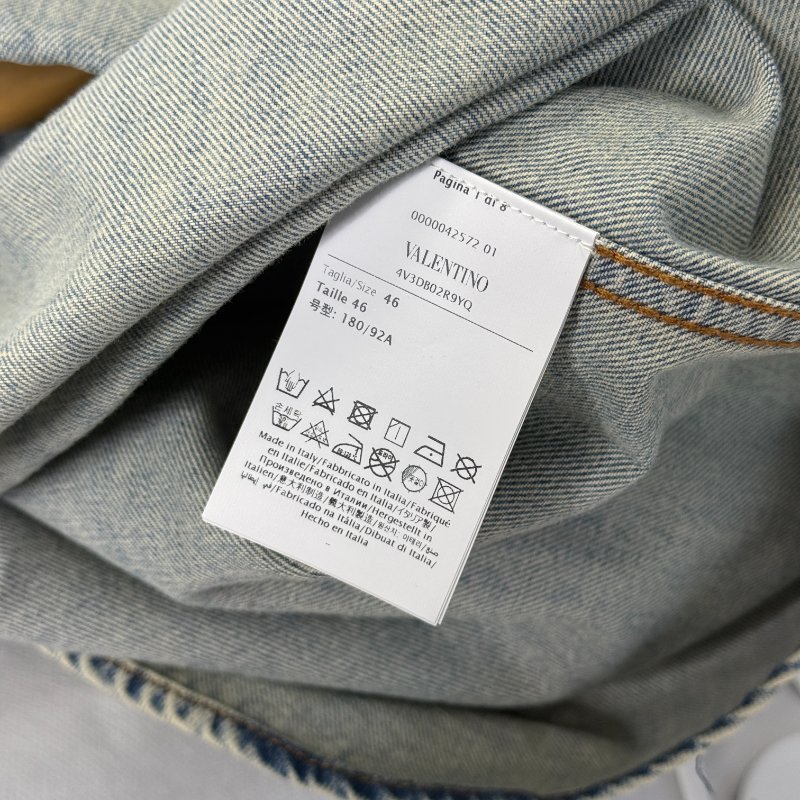 甜價來襲【近新閒置♥️】Valentino Garavani V型金屬釦飾 牛仔布 襯衫外套 IT46 碼｜專櫃71,000-7