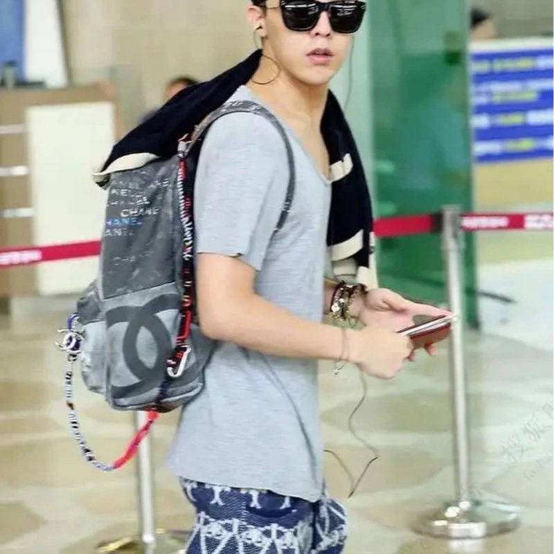 CHANEL 絕版逸品 14S GD同款 塗鴉 帆布 後背包 A92318-11