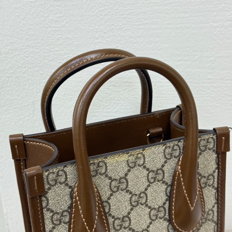 GUCCI 經典咖色琴譜包-6