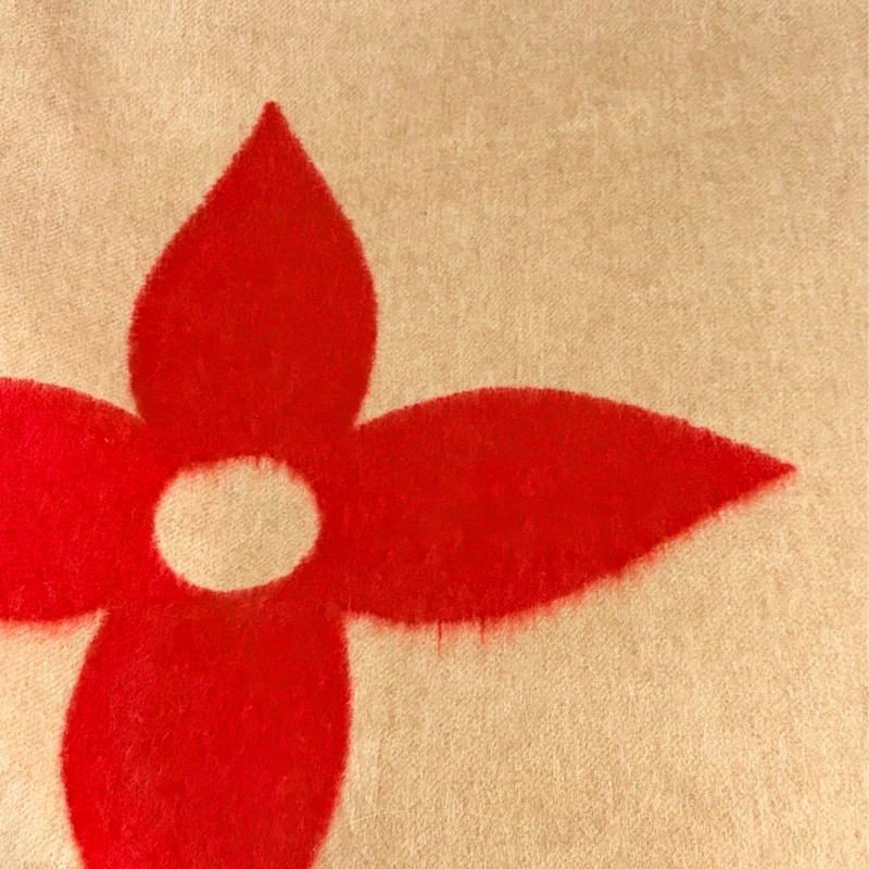 LV山羊絨/羊毛 Ultimate 米色溫暖大圍巾 200x70-2