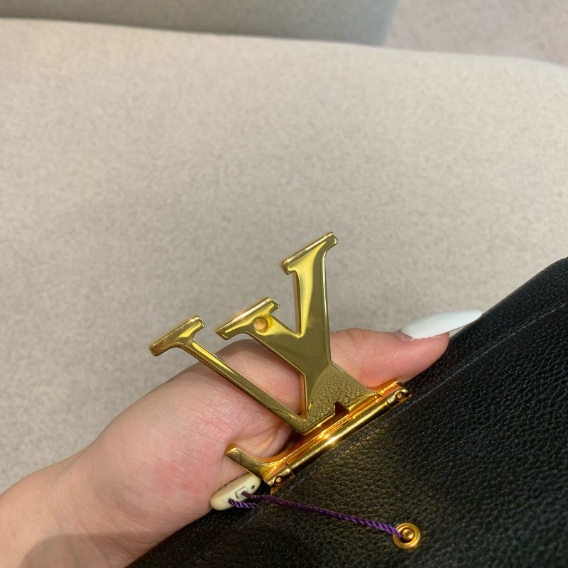 LV 路易威登黑金牛皮大logo長款錢包銀包-10