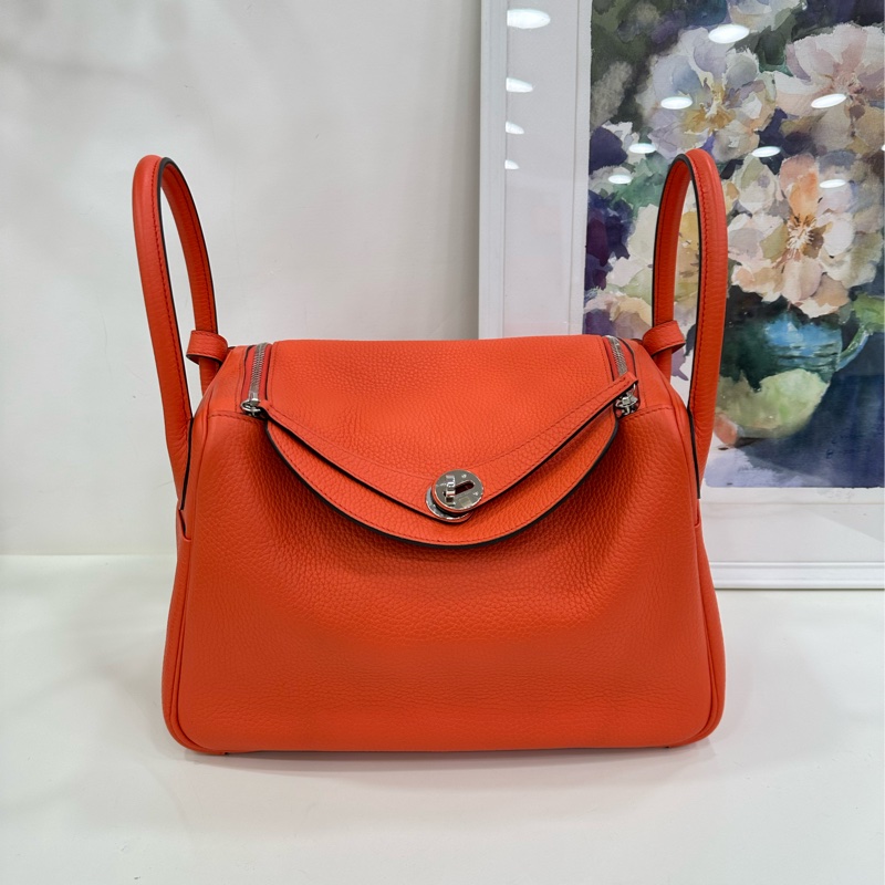 Hermes 愛馬仕 lindy 30 愛馬仕橙色雙拼銀扣 手提單肩包 A刻-1