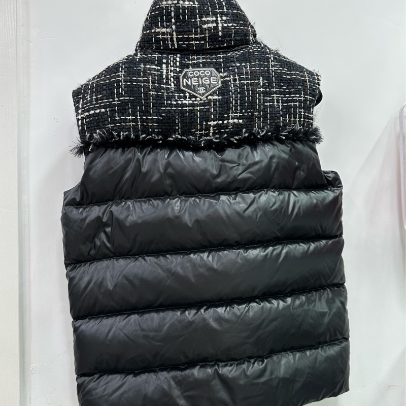 Chanel 香奈兒coco NEIGE 滑雪系列編織logo字母拼接羽絨馬甲背心,38碼-1