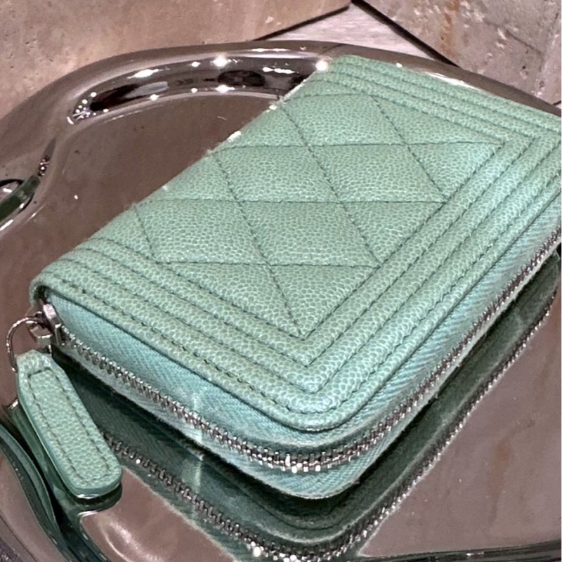 CHANEL Boy 湖水綠拉鍊卡包 新款雷標-2