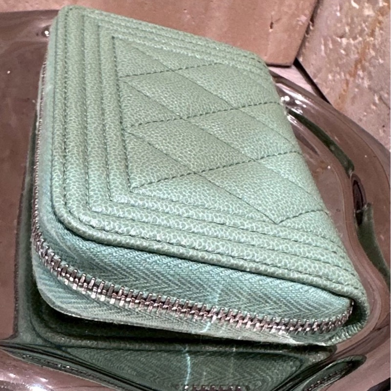 CHANEL Boy 湖水綠拉鍊卡包 新款雷標-3