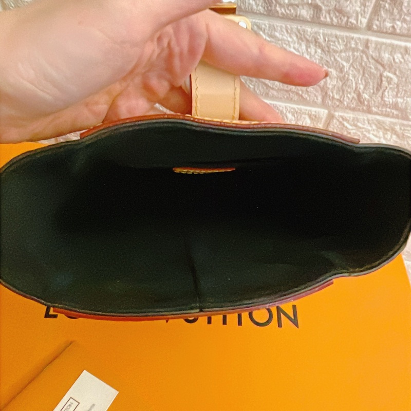平台最低價專櫃明星網紅愛款✨LV老花Duffle Bag金釦手提肩背斜背薯條包M43587-34
