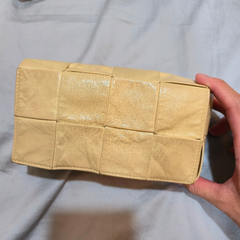 BOTTEGA VENETA CASSETTE 8格編織奶茶色腰包-0