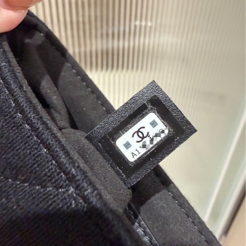 chanel 香奈兒 全新 員工包 斜背包 肩背包 側背包 鍊條包-19