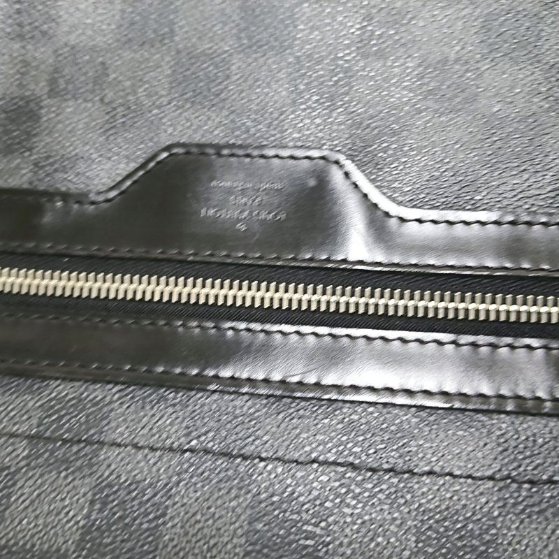 LOUIS VUITTON DANIEL 大號 灰色塗層帆布棋盤格斜背包肩背包 銀色五金-12