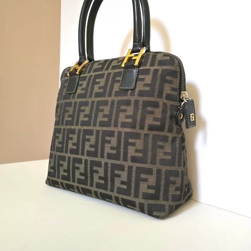 【LA LUNE】中古包 Fendi 小貝殼黑咖啡色老花單肩包 側背包 斜背包 二手包-4