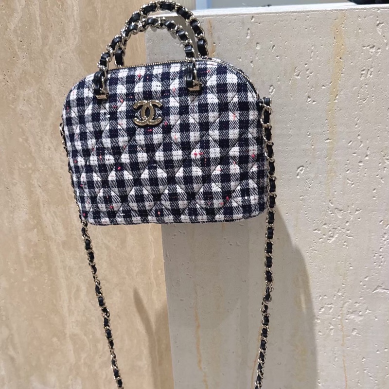 CHANEL 黑白格紋毛呢貝殼鏈條包 芯片款 全新品-8