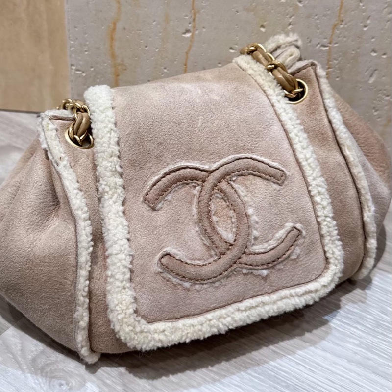 CHANEL 麂皮毛毛鏈條包 7開-7