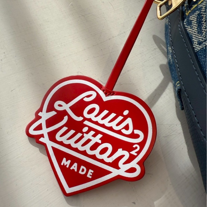 LV x Nigo 聯名老花牛仔飯盒包-14